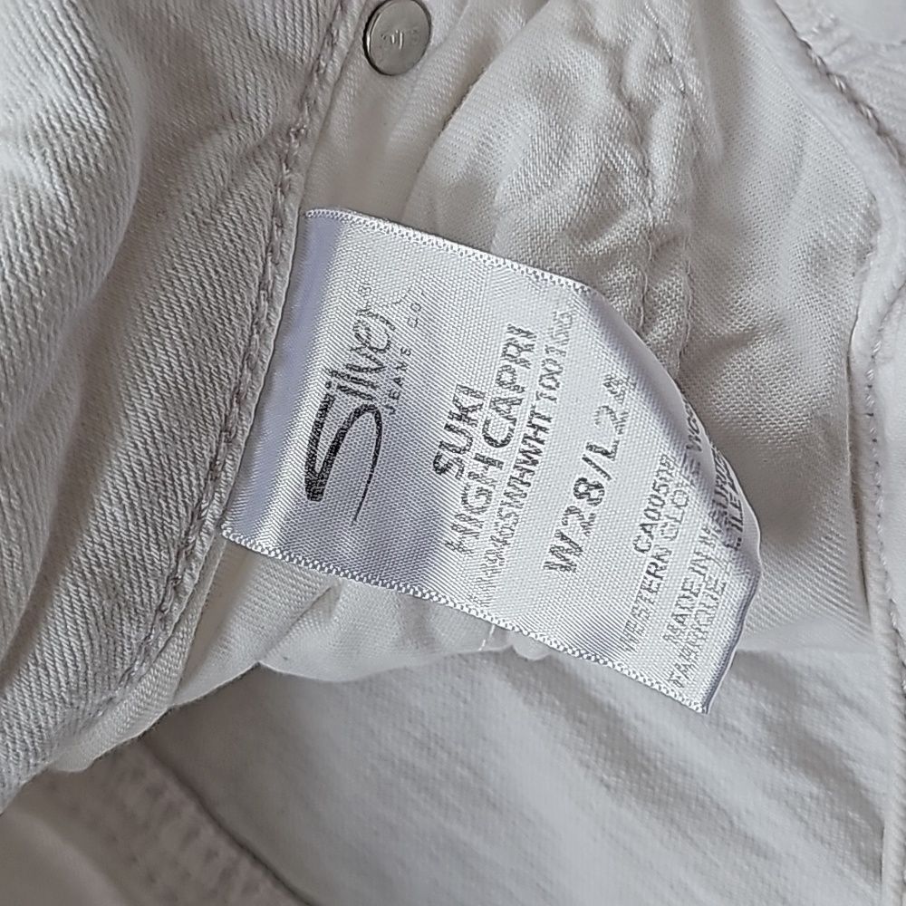 Silver Jeans - Suki Capri - Picture 4 of 6